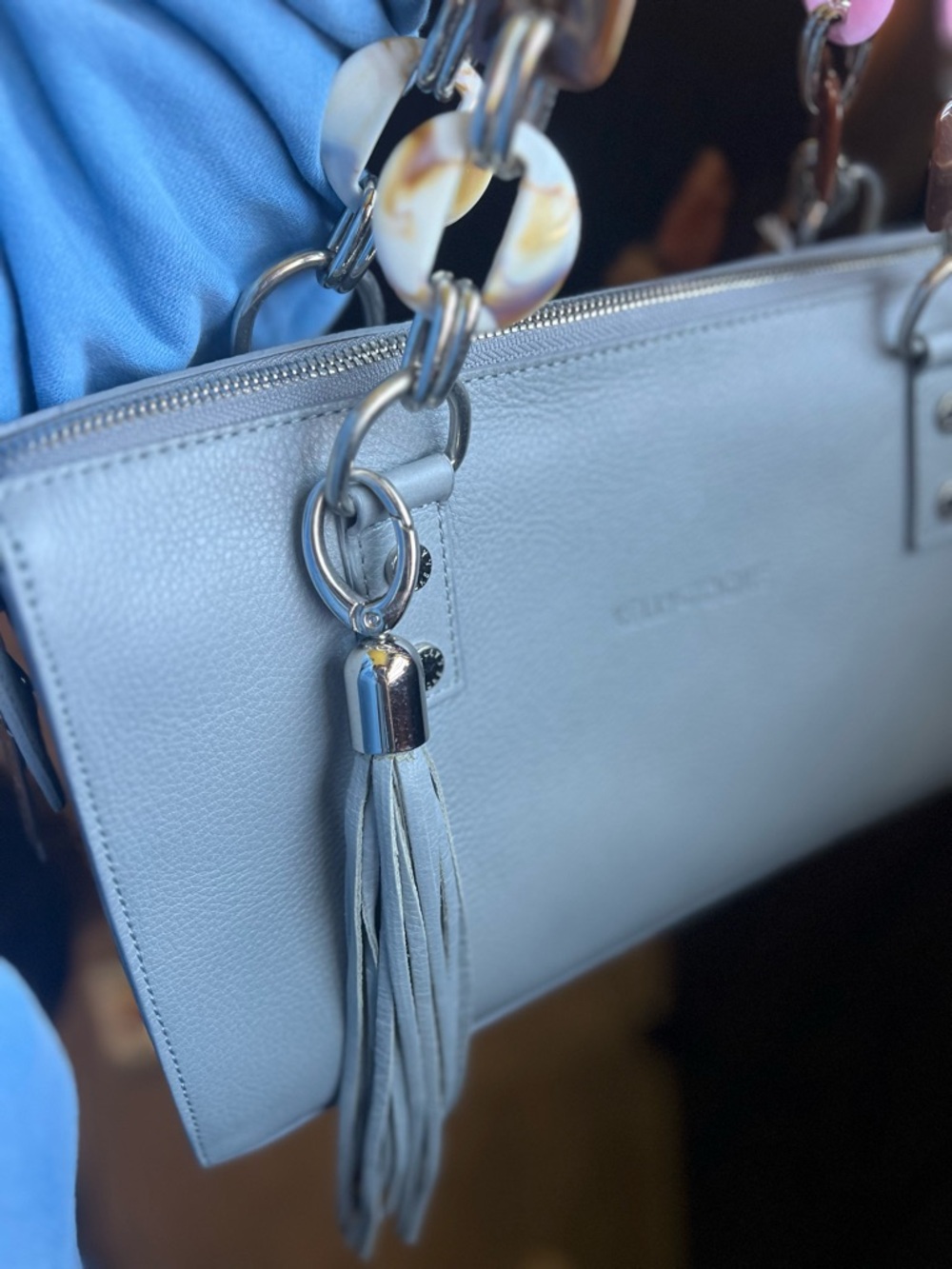 Kelly Tooke Soho Leather Purse in Patent Grey with multicolor chain strap - Picture 4 of 16
